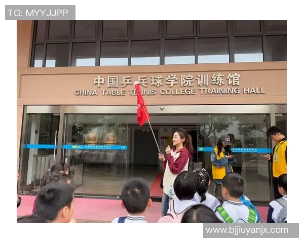 乒乓球的魅力：深入了解上海乒乓球队的团队合作精神与训练秘诀