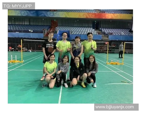 武汉羽毛球队在洲际杯中的团队协作展现出卓越实力与默契配合