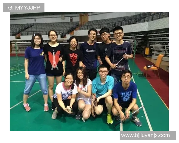 深圳羽毛球队与上海羽毛球队赛后复盘分析力量对比与战术探讨